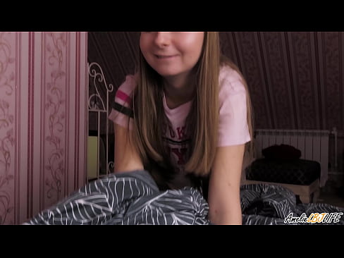 ❤️ Blondie, BFF'lerini Derinden Berbat Ediyor ve Ağzına Boşalıyor Porno videosu tr.xxxdl.ru ﹏
